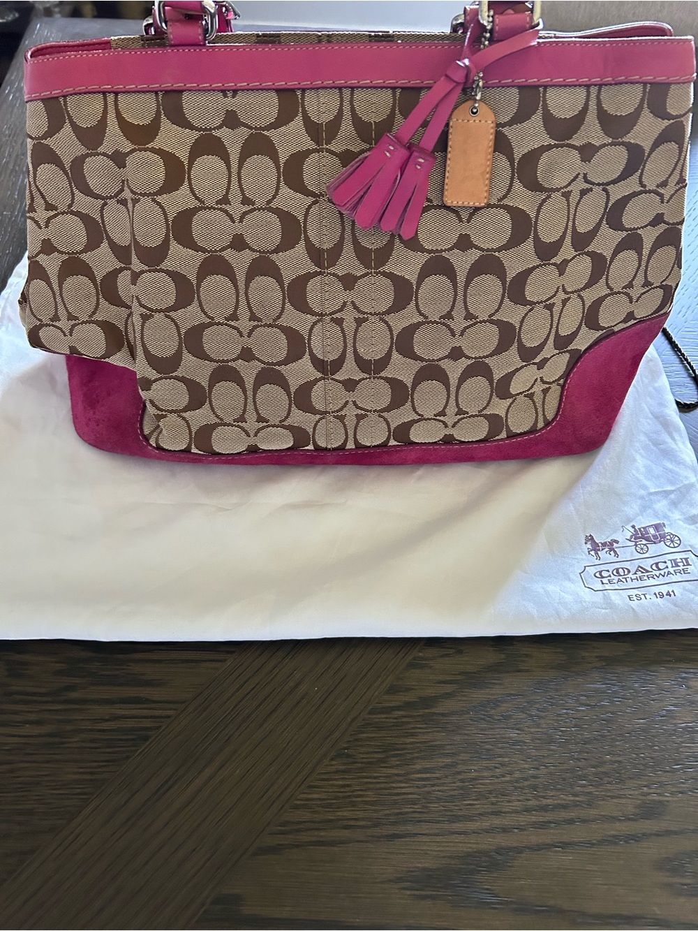 Coach Vintage 2004 Signature Canvas Shoulder Bag - Picture 2 of 11